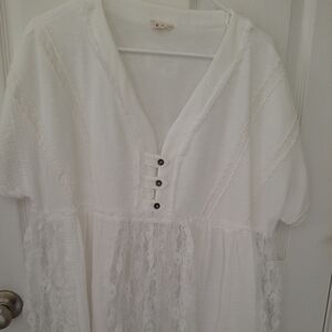 POL White Buttoned Lace Blouse